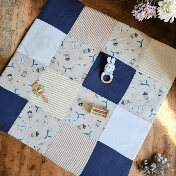 Tapis de Jeu Nomade Éducatif pour Bébé - Rêve d’Océan - Certifié OEKO-TEX® - Biquette Biquette