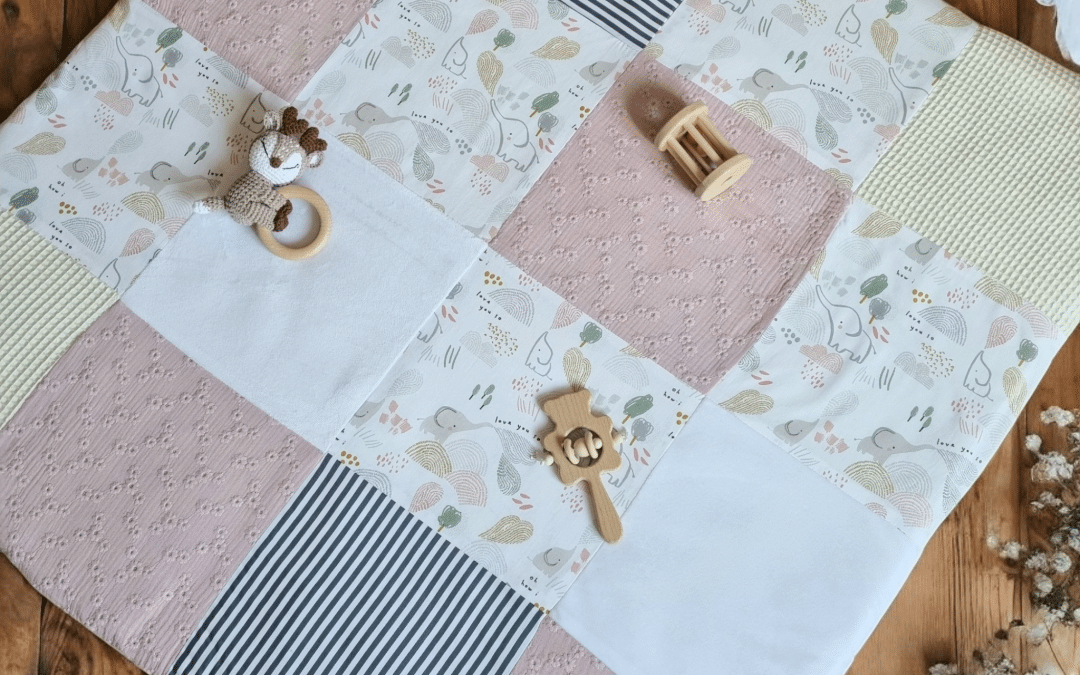 Tapis d&rsquo;éveil évolutif : de la naissance à 18 mois et au-delà