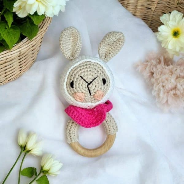 Hochet amigurumis - Le Premier Ami Doux de Votre Bébé - Collection animaux exotiques - Biquette Biquette