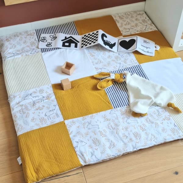 Tapis de Jeu Nomade Éducatif pour Bébé - Balade ensoleillée - Certifié OEKO-TEX® - Biquette Biquette