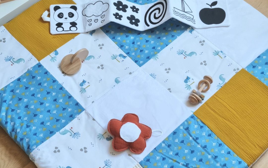 Motricité libre : le rôle essentiel du tapis d&rsquo;éveil
