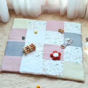 Tapis de Jeu Nomade Éducatif pour Bébé - Rose éléphant - Certifié OEKO-TEX® - Biquette Biquette